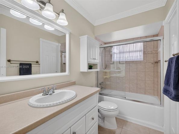 3501 NW 47th Ave 507, Lauderdale Lakes FL 33319