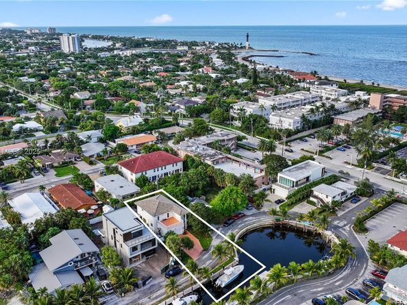 3229 Canal Dr, Pompano Beach FL 33062