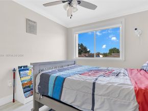 15668 SW 91st Ln, Miami FL 33196