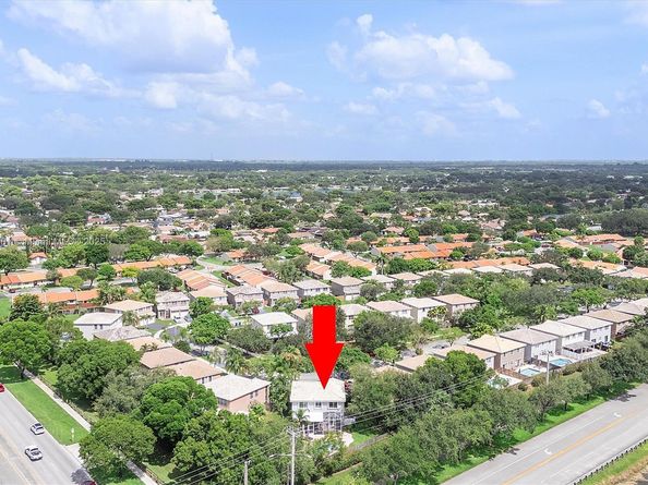 5998 SW 112th Dr, Cooper City FL 33330