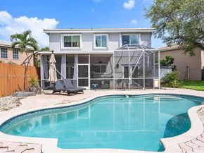 5998 SW 112th Dr, Cooper City FL 33330