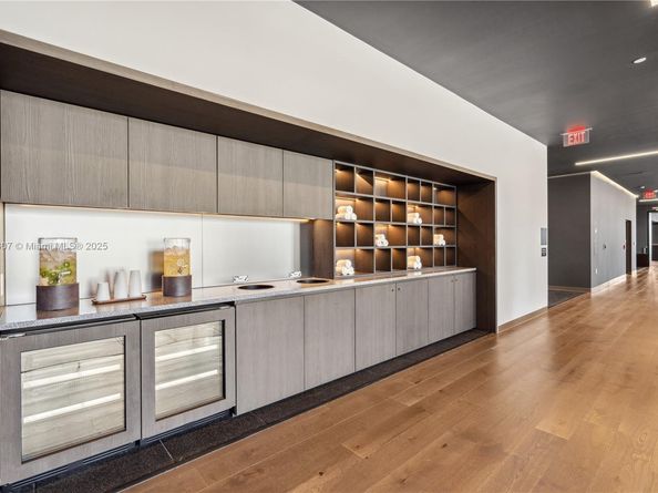 159 NE 6th St 2415, Miami FL 33132