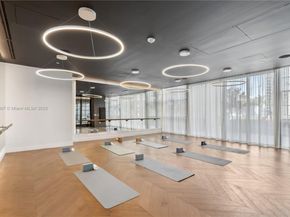 159 NE 6th St 2415, Miami FL 33132