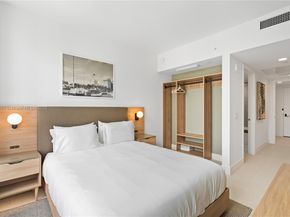 159 NE 6th St 2415, Miami FL 33132