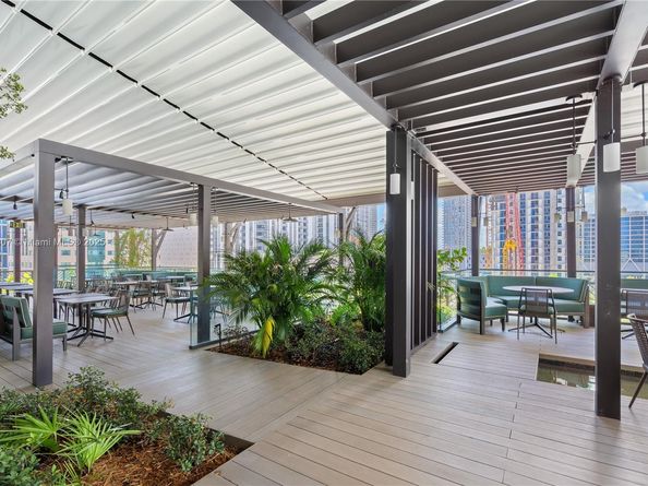 159 NE 6th St 2415, Miami FL 33132