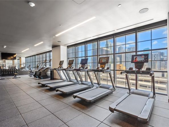 159 NE 6th St 2415, Miami FL 33132