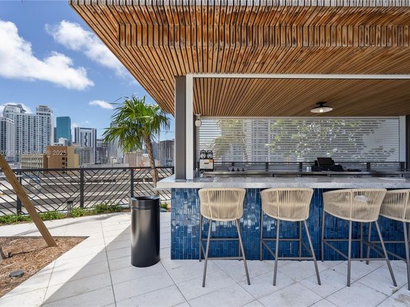 159 NE 6th St 2415, Miami FL 33132