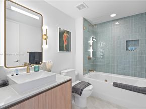 159 NE 6th St 2415, Miami FL 33132