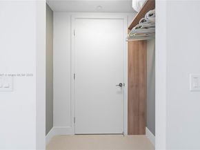 159 NE 6th St 2415, Miami FL 33132