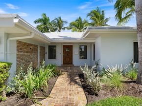 2513 SE 12th St, Pompano Beach FL 33062
