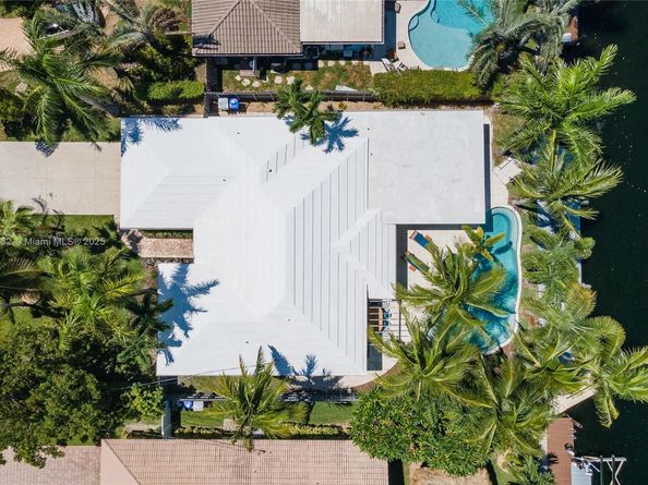 2513 SE 12th St, Pompano Beach FL 33062