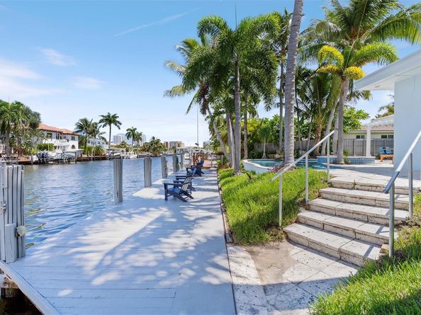 2513 SE 12th St, Pompano Beach FL 33062
