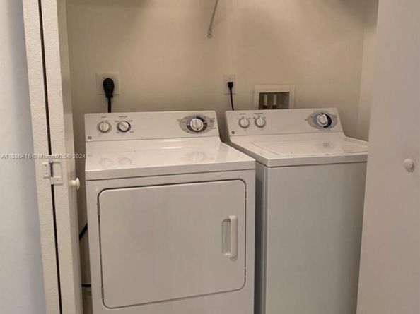 2775 NE 187th St 414, Aventura FL 33180