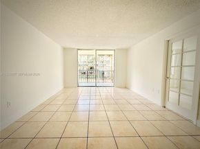 9310 Fontainebleau Blvd 203, Miami FL 33172