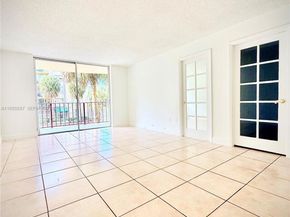 9310 Fontainebleau Blvd 203, Miami FL 33172