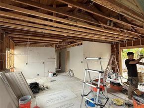 2235 SW 15th St, Miami FL 33145