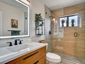 11331 NW 37th St, Sunrise FL 33323