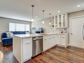 11331 NW 37th St, Sunrise FL 33323