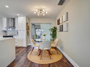 11331 NW 37th St, Sunrise FL 33323