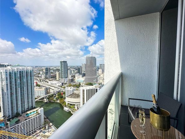 485 Brickell Ave 4405, Miami FL 33131