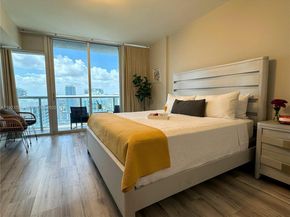 485 Brickell Ave 4405, Miami FL 33131