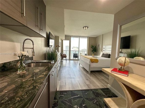 485 Brickell Ave 4405, Miami FL 33131