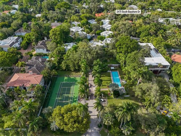 2475 S Bayshore Dr #2, Miami FL 33133