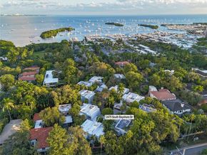 2475 S Bayshore Dr #2, Miami FL 33133