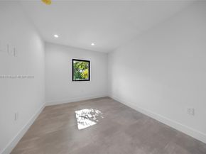 2151 NW 1st Ter, Miami FL 33125