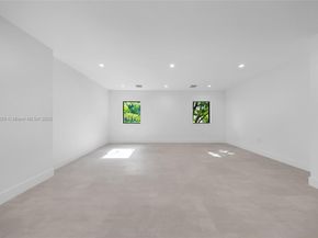 2151 NW 1st Ter, Miami FL 33125