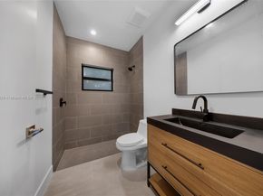2151 NW 1st Ter, Miami FL 33125