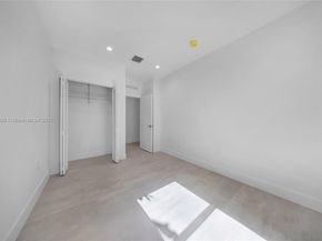 2151 NW 1st Ter, Miami FL 33125