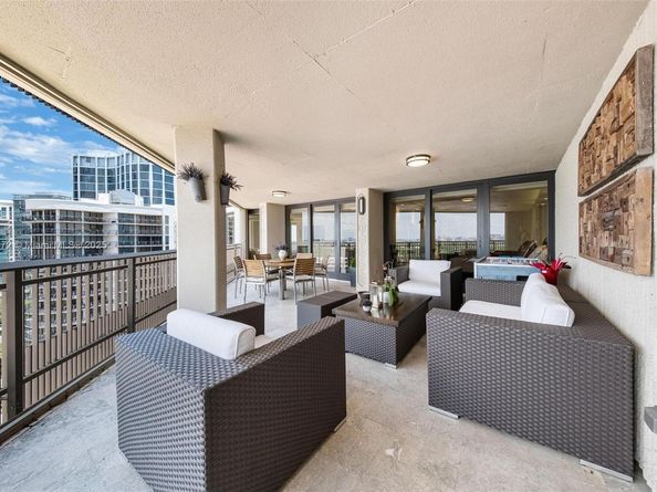 2901 S Bayshore Dr 17G/H, Miami FL 33133