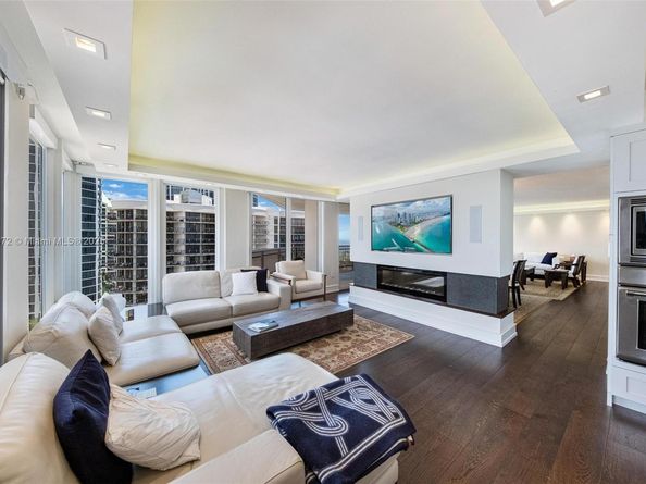 2901 S Bayshore Dr 17G/H, Miami FL 33133