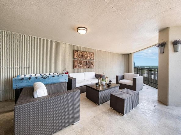 2901 S Bayshore Dr 17G/H, Miami FL 33133