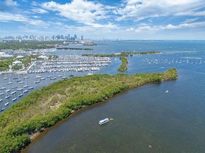 2901 S Bayshore Dr 17G/H, Miami FL 33133