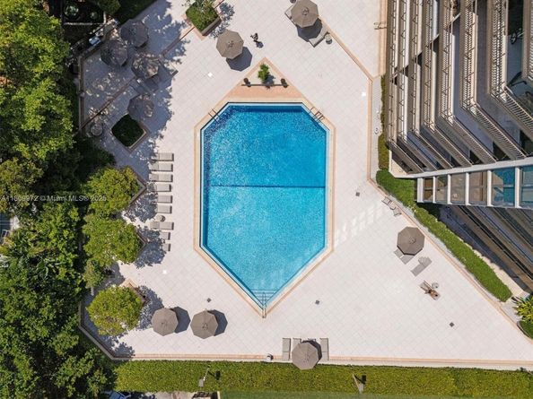 2901 S Bayshore Dr 17G/H, Miami FL 33133