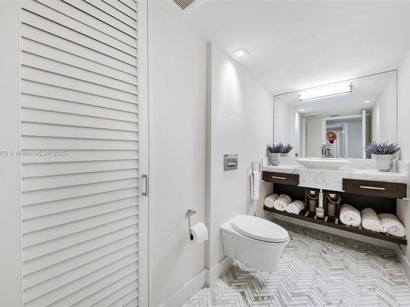 2901 S Bayshore Dr 17G/H, Miami FL 33133