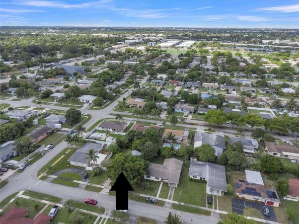 2005 NW 11th Ave, Fort Lauderdale FL 33311