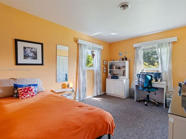 15420 SW 86th Ave, Palmetto Bay FL 33157