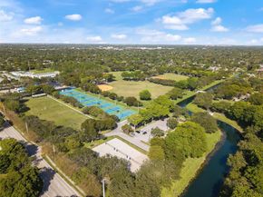 15420 SW 86th Ave, Palmetto Bay FL 33157