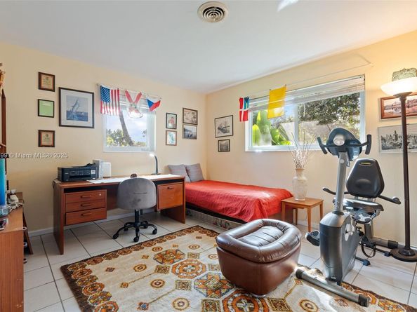 15420 SW 86th Ave, Palmetto Bay FL 33157