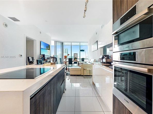 851 NE 1st Ave 1508, Miami FL 33132