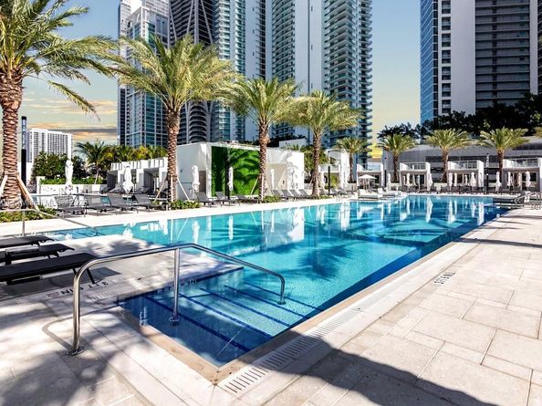 851 NE 1st Ave 1508, Miami FL 33132