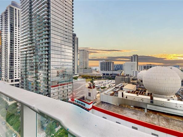 851 NE 1st Ave 1508, Miami FL 33132