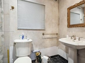 10920 SW 68th Ave Rd, Pinecrest FL 33156