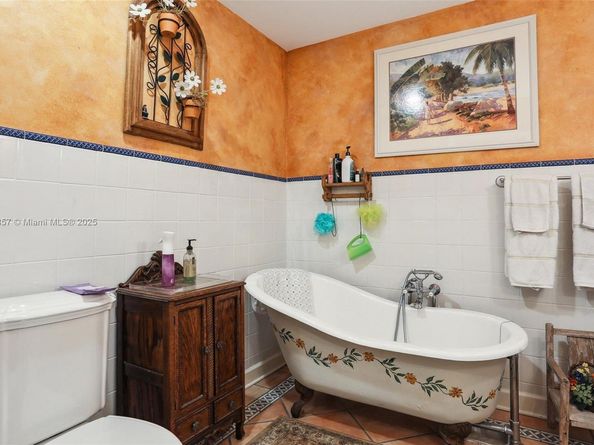 10920 SW 68th Ave Rd, Pinecrest FL 33156