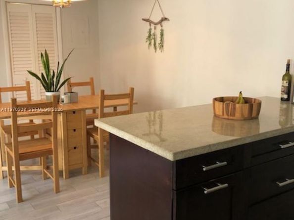 4724 SW 67TH AVE. MIAMI, SW 67th Ave E10, Miami FL 33155