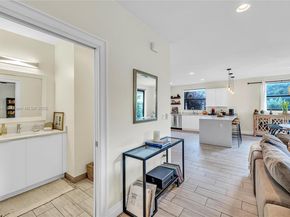 233 NE 11th St, Fort Lauderdale FL 33304