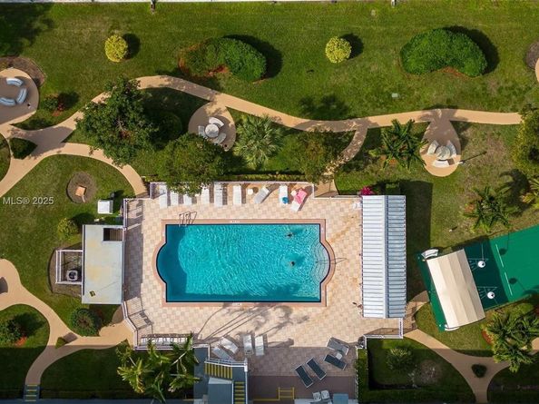 15610 NE 6th Ave 18C, Miami FL 33162